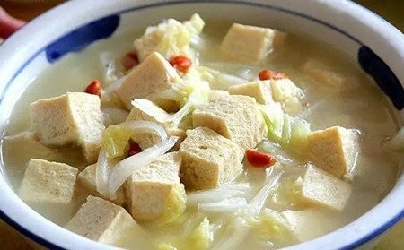 冻豆腐与什么搭配好吃 冻豆腐的各种吃法