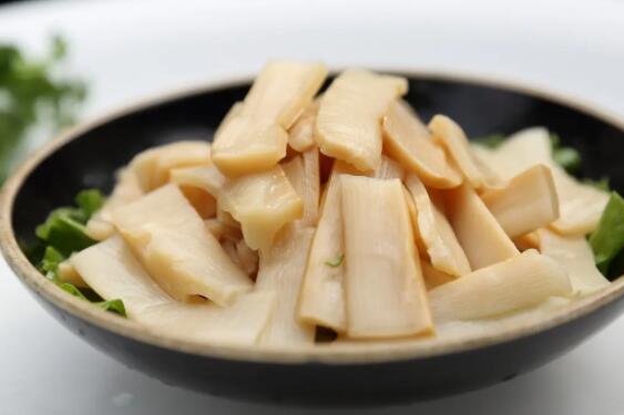 新鲜竹笋怎么处理？  经常吃竹笋对身体有害吗